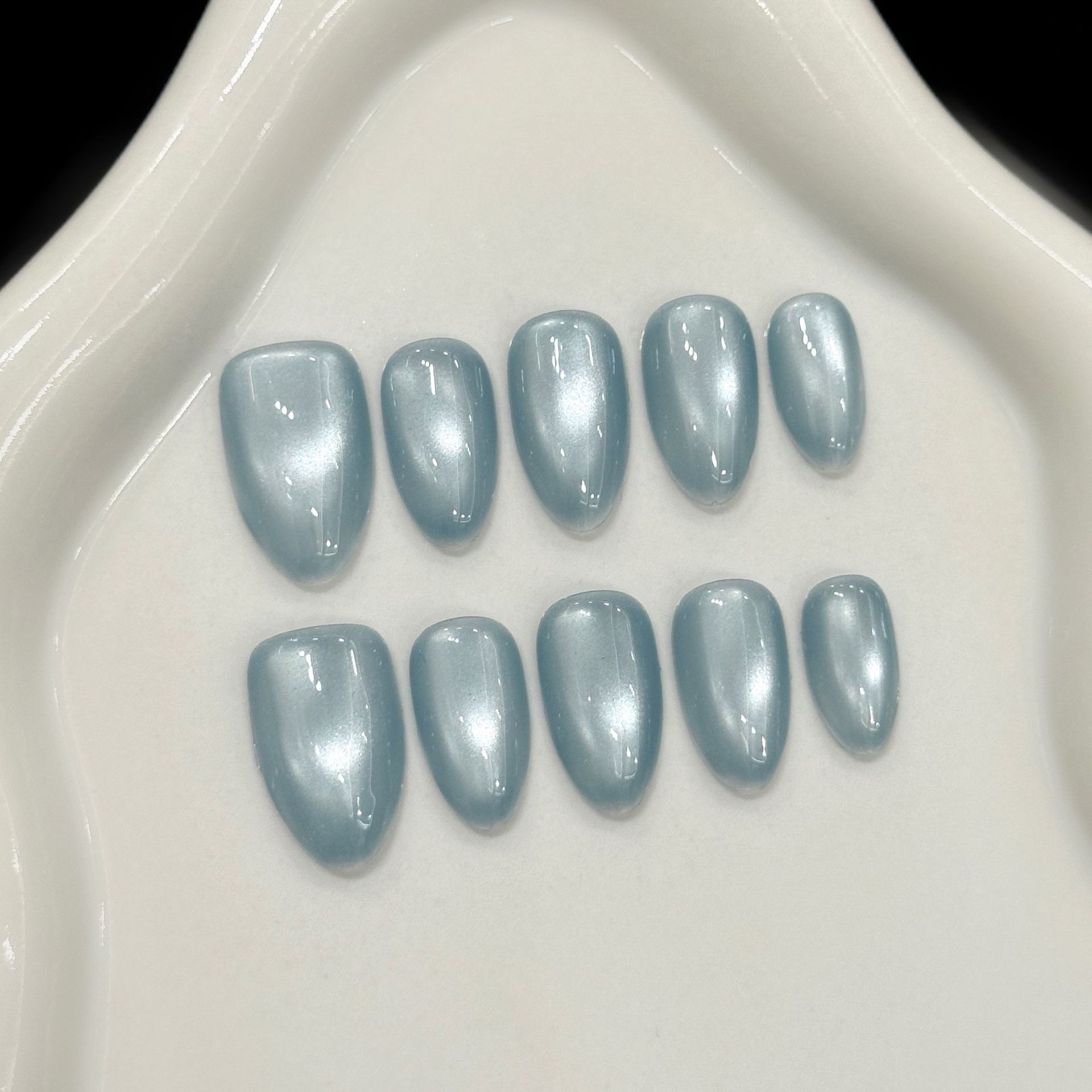 Nail Art Emerald - 10 قطع من الأظافر الصناعية الزرقاء