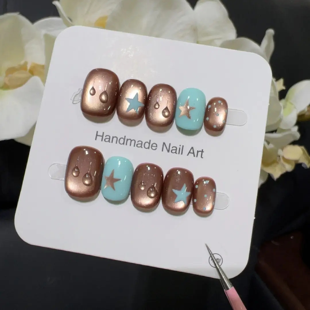 Nail Art Emerald - 10 قطع من أظافر المياه البنية