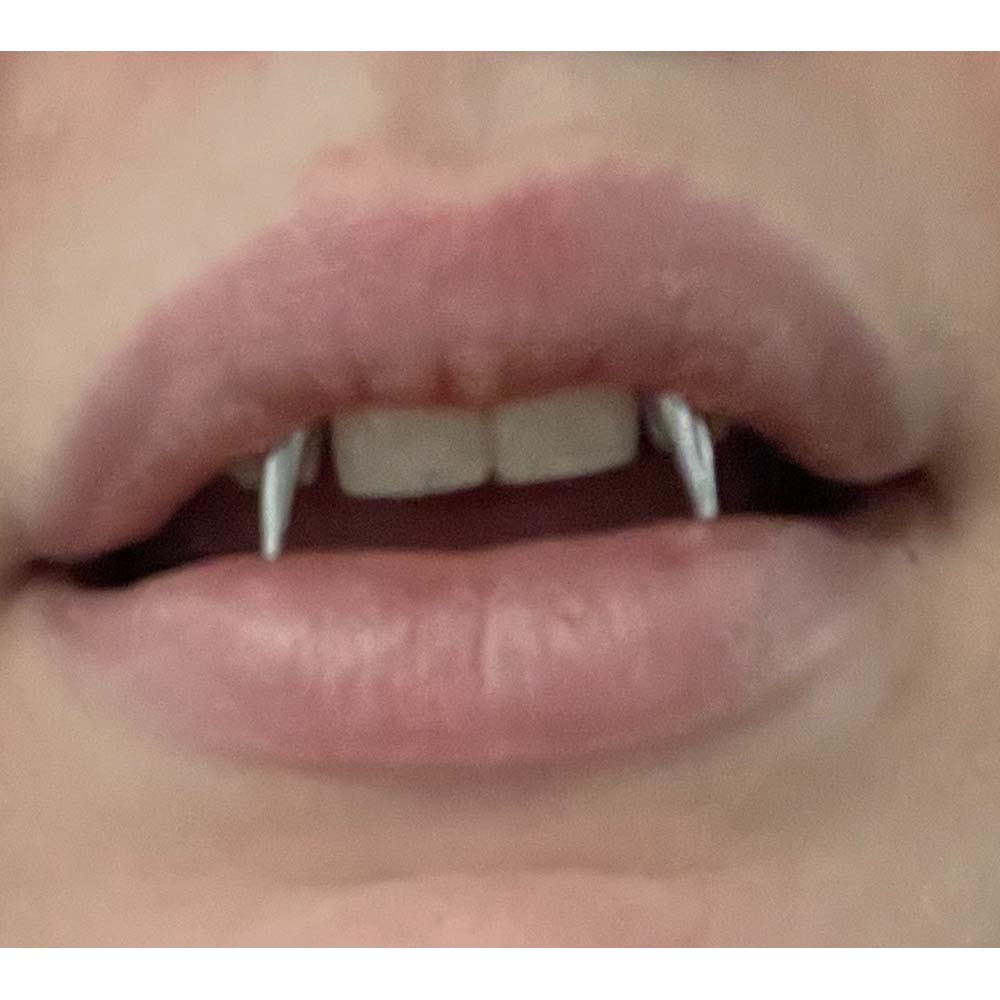 WKOUD-Tiger الأسنان الفولاذ ال - مراجعة Nail Art Vampire وسعره