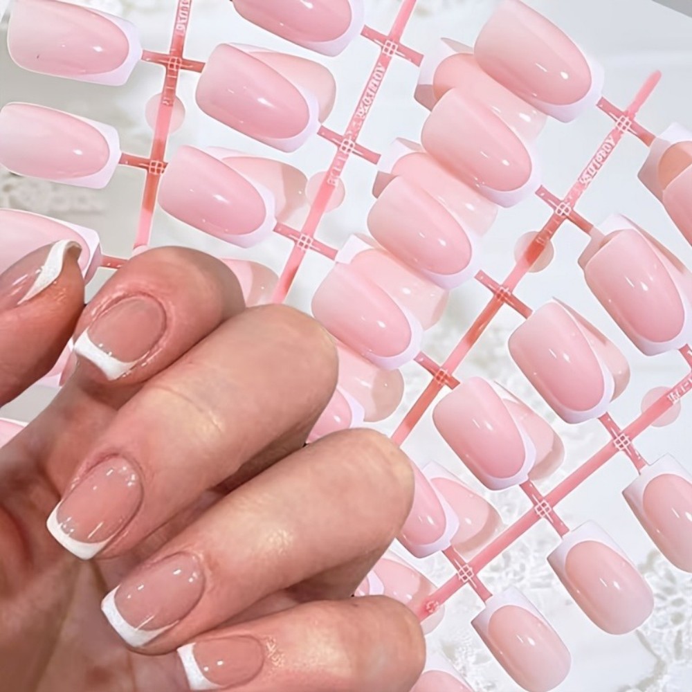 120 قطعة من الأظافر الاصطناعية - مراجعة Nail Art Glossy وسعره