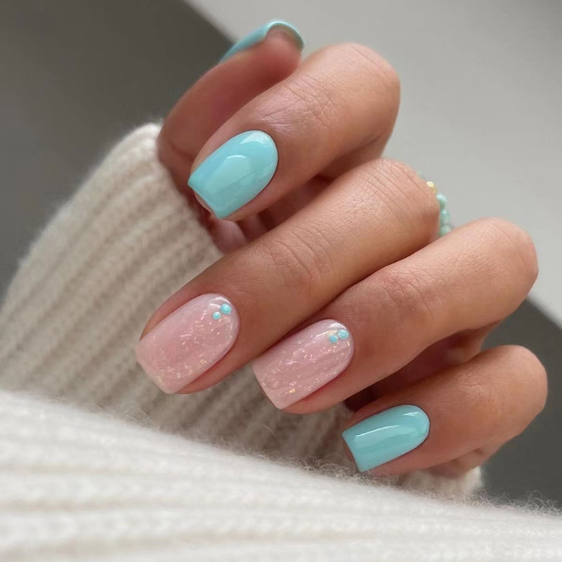 24 قطعة من الأظافر الصناعية ال - مراجعة Nail Art Jelly وسعره