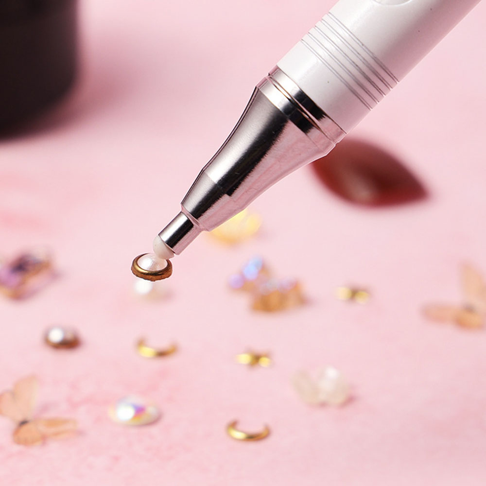 أقلام فن الألماس ثلاثية الأبعا - مراجعة Nail Art Emerald وسعره